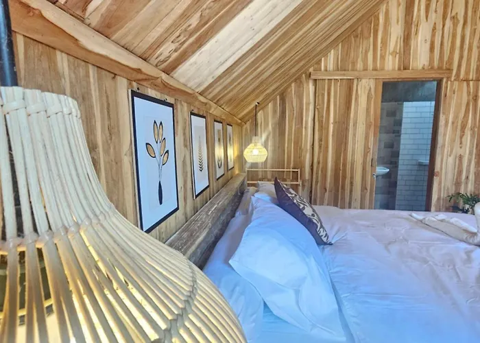 Dynasty Glamping *