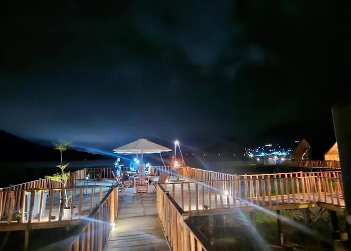 ロッジ Dynasty Glamping